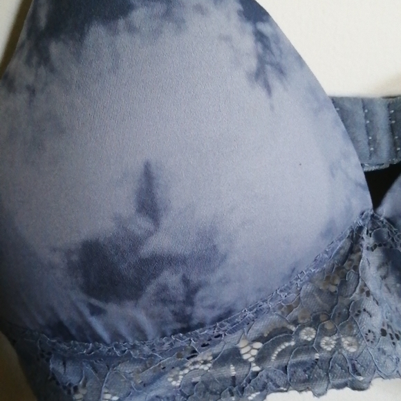 Wireless bra - Picture 2 of 5